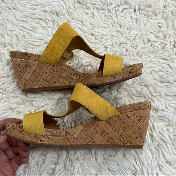 Alex Marie Yellow wedge slip on sandals with cork soles size 7.5M NWOT - Picture 5 of 9